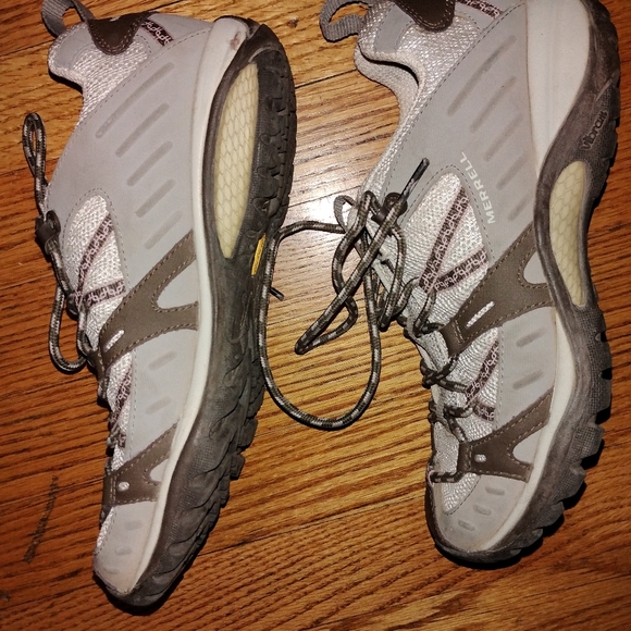 Walking/Hiking Sneakers - Picture 4 of 6